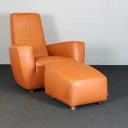 LABEL > Longa fauteuil > G. van den Berg   